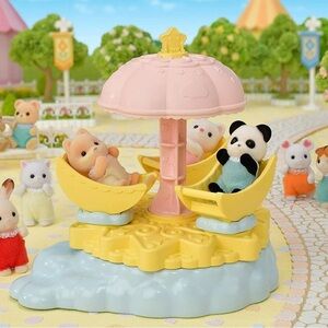 Sylvanian Families Calico Critters Spinning Merry Go Round toy playset house